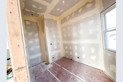 8714 S Commercial Avenue, Chicago, IL 60617 - Photo 12