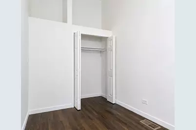 8714 S Commercial Avenue, Chicago, IL 60617 - Photo 12