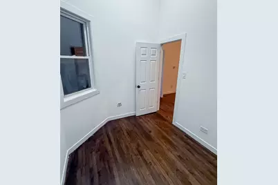 8714 S Commercial Avenue, Chicago, IL 60617 - Photo 4