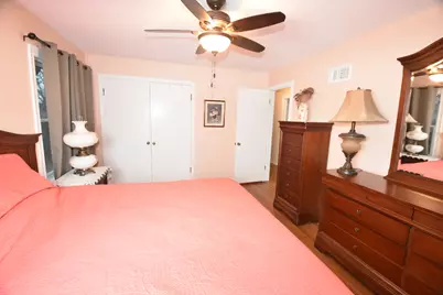 111 W Prairie Avenue, Wheaton, IL 60187 - Photo 8