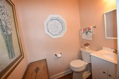 111 W Prairie Avenue, Wheaton, IL 60187 - Photo 14