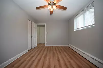 6833 N Oakley Avenue #2A, Chicago, IL 60645 - Photo 8