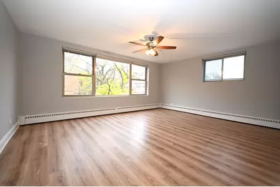 6833 N Oakley Avenue #2A, Chicago, IL 60645 - Photo 4