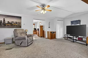 1 Largemouth Ln, Wilmington, IL 60481 - Photo 10