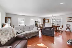 401 E Lincoln St, Sycamore, IL 60178 - Photo 8