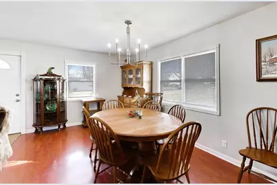 401 E Lincoln Street, Sycamore, IL 60178 - Photo 10