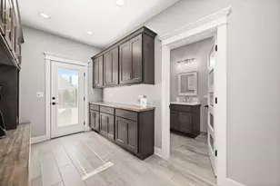 210 Whittemore Dr, Sycamore, IL 60178 - Photo 32