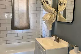 154 W 118th St, Chicago, IL 60628 - Photo 2