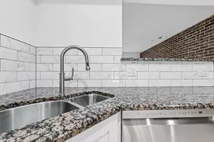 12822 Carriage Ln, Crestwood, IL 60418 - Photo 10