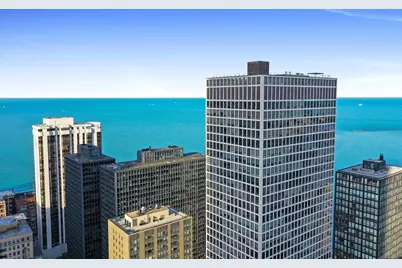 260 E Chestnut Street #2010, Chicago, IL 60611 - Photo 2