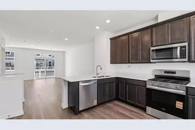 545 Yosemite Way, Mundelein, IL 60060 - Photo 8