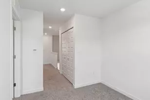 545 Yosemite Wy, Mundelein, IL 60060 - Photo 18