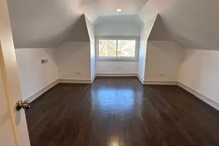 7812 S Paxton Ave, Chicago, IL 60649 - Photo 12