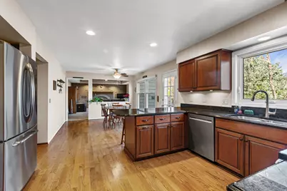 840 Mobile Court, Naperville, IL 60540 - Photo 6