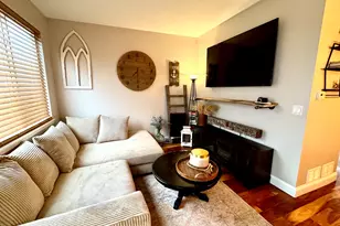 83 Keeneland Ct, Grayslake, IL 60030 - Photo 6