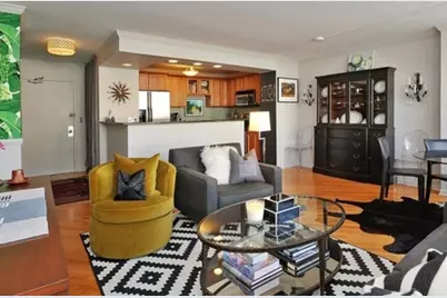 1255 N Sandburg Terrace #806, Chicago, IL 60610 - Photo 14