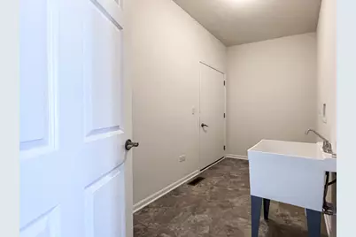 Building 14 Ridge Lane, Bolingbrook, IL 60440 - Photo 14