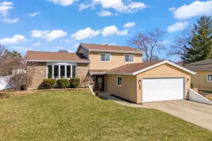 1551 Briarcliffe Blvd, Wheaton, IL 60189 - Photo 28