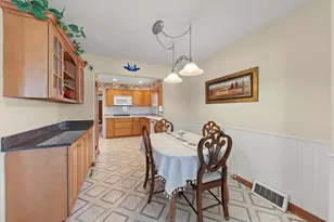 928 S Hillcrest Ave, Elmhurst, IL 60126 - Photo 10