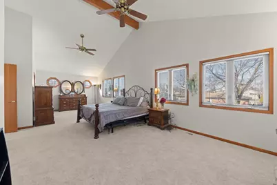 928 S Hillcrest Avenue, Elmhurst, IL 60126 - Photo 14