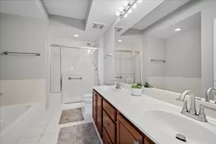 5055 Madison St, Skokie, IL 60077 - Photo 12