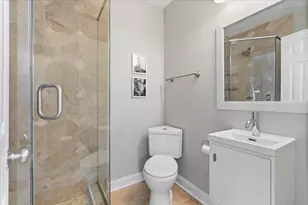 2742 N Wolcott Ave, Chicago, IL 60614 - Photo 18