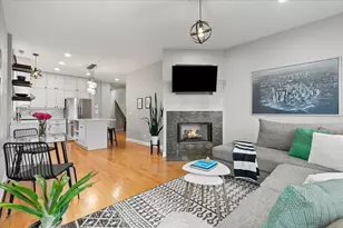 2742 N Wolcott Ave, Chicago, IL 60614 - Photo 8