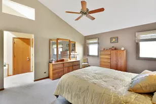 21 N Highview Cir, Hawthorn Woods, IL 60047 - Photo 18