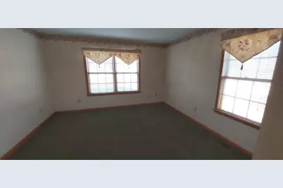 36 Illinois 17 Highway, New Windsor, IL 61465 - Photo 20