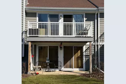 601 Eastview Court #V1, Schaumburg, IL 60194 - Photo 4