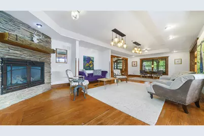 409 N State Street, Franklin Grove, IL 61031 - Photo 10