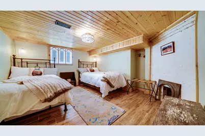 409 N State Street, Franklin Grove, IL 61031 - Photo 76