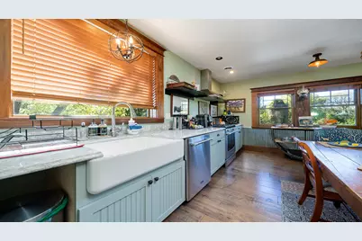 409 N State Street, Franklin Grove, IL 61031 - Photo 88