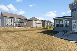 2552 Weatherbee Ln, Naperville, IL 60563 - Photo 34