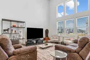 2552 Weatherbee Ln, Naperville, IL 60563 - Photo 4