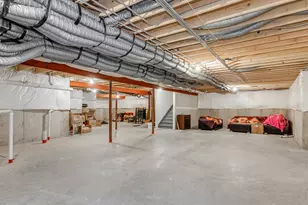 2552 Weatherbee Ln, Naperville, IL 60563 - Photo 32