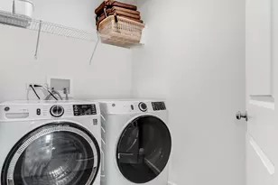 2552 Weatherbee Ln, Naperville, IL 60563 - Photo 30