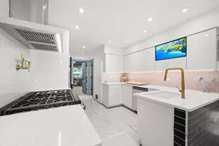 15739 Chesterfield Ln, Orland Park, IL 60462 - Photo 6