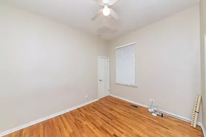 1431 W Belmont Avenue #1F, Chicago, IL 60657 - Photo 8