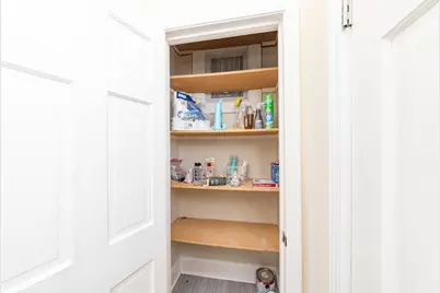 1431 W Belmont Avenue #1F, Chicago, IL 60657 - Photo 12