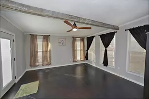 530 4th Ave, Ottawa, IL 61350 - Photo 8