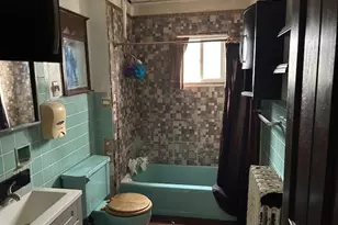 519 N Broadway St, Joliet, IL 60435 - Photo 8