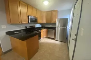 7320 N Winchester Ave, Chicago, IL 60626 - Photo 2