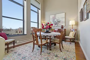 212 N Center St, Bloomington, IL 61701 - Photo 16