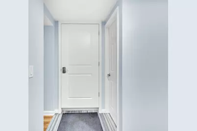 2112 N Sawyer Avenue #I, Chicago, IL 60647 - Photo 4