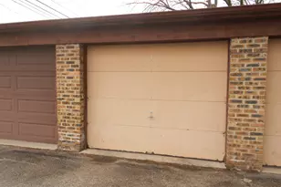 6122 S Kolmar Ave, Chicago, IL 60629 - Photo 10