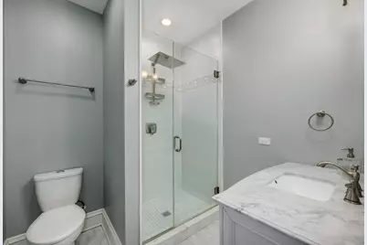 4234 S St Lawrence Avenue, Chicago, IL 60653 - Photo 16