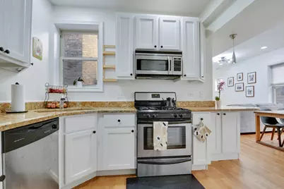 1009 N Oakley Boulevard #2W, Chicago, IL 60622 - Photo 10