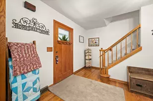 1020 Berkshire Ct, Sycamore, IL 60178 - Photo 12