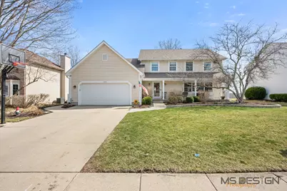1020 Berkshire Court, Sycamore, IL 60178 - Photo 2